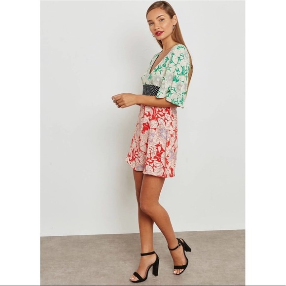 Topshop Dresses & Skirts - Topshop Mixed Print Floral Mini Dress NWT
